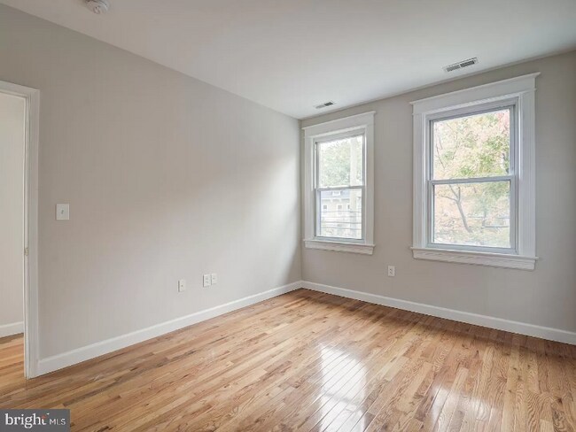 Building Photo - 4316 4th St NW