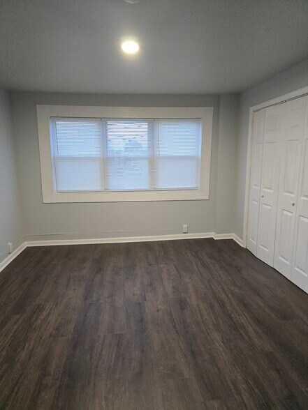 Building Photo - 1932 Magellan Ave