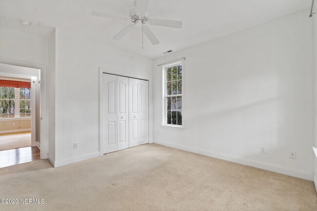 Building Photo - 3929 Harmony Cir