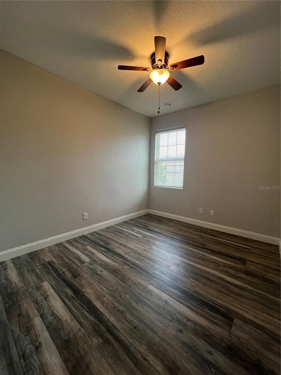 Building Photo - 34 Wood Amber Ln