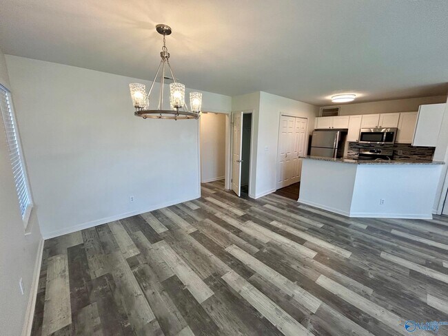 Building Photo - 241 Waters Edge Ln