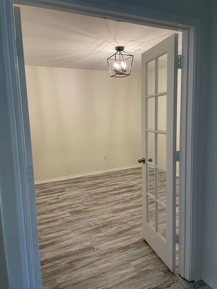 Building Photo - 1165 Sophia St