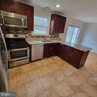 Building Photo - 18320 Metz Dr