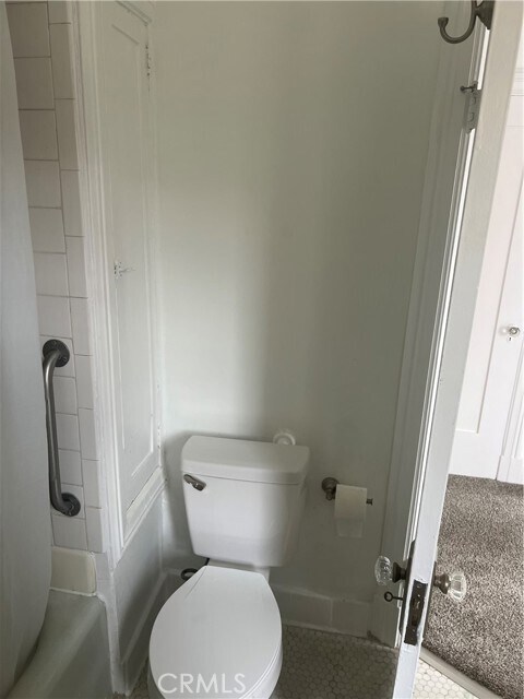 Building Photo - 4429 Victoria Park Dr