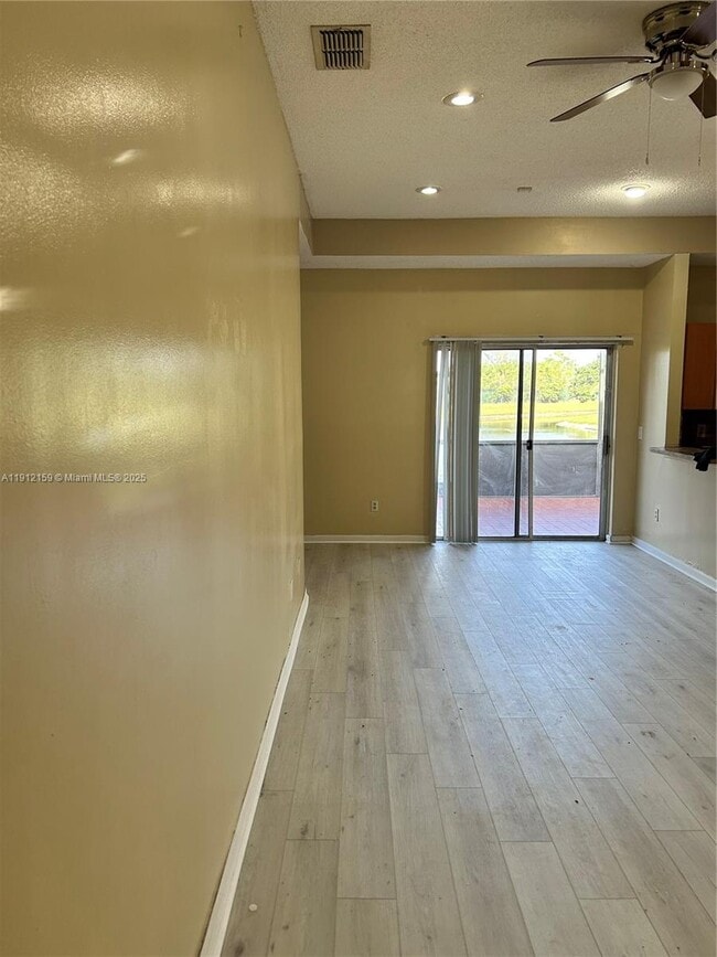 Building Photo - 1111 SW 84th Terrace