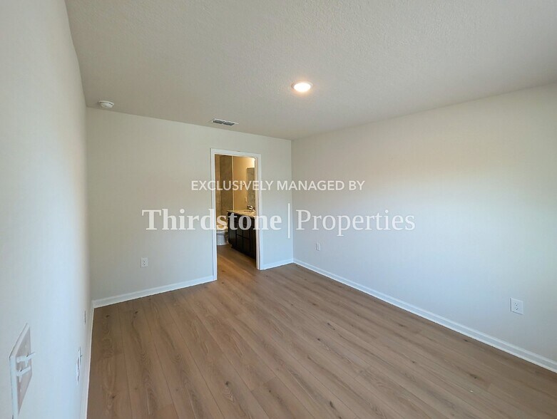 Building Photo - 5407 Potomac Ave