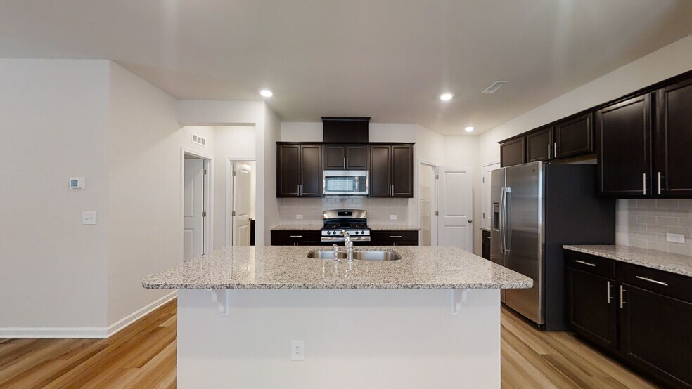 Building Photo - 103 Silver Fir Ln