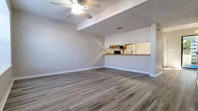 Building Photo - 412 N Sea Ln NW