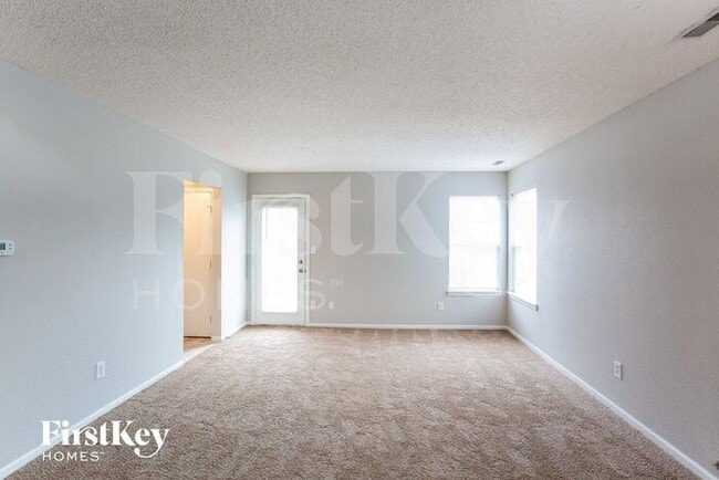 Building Photo - 10320 Liverpool Way