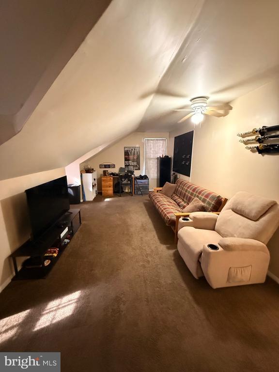 Building Photo - 335 Myrtle Ave