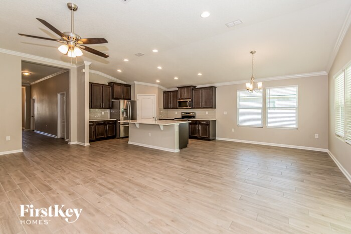 Building Photo - 11497 Red Koi Dr
