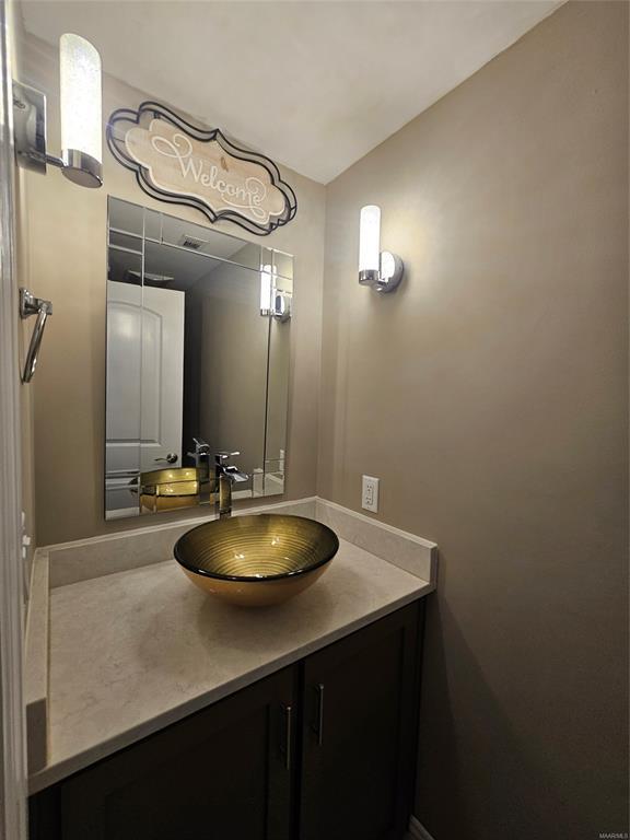 Building Photo - 397 Waters Edge