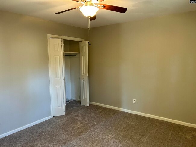 Building Photo - 305 Dean Hall Ln