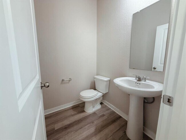 Building Photo - 2227 Rocoso Trl