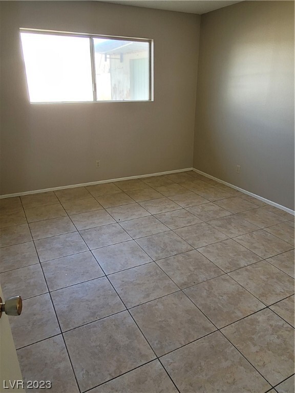 Building Photo - 1111 Arapaho Way