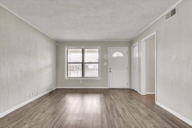 Building Photo - 2228 SW 61st Terrace
