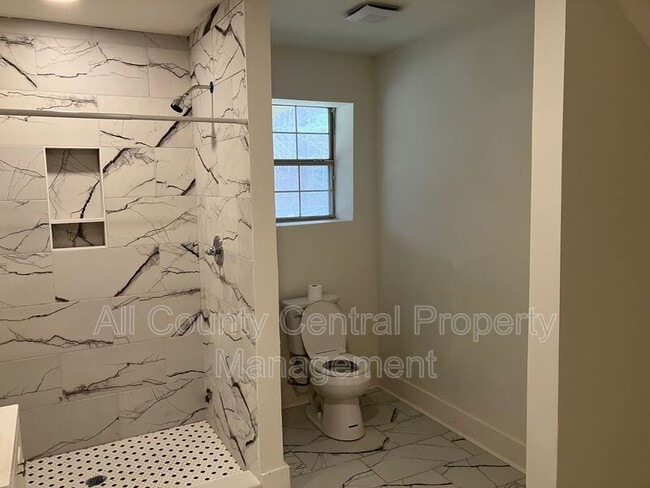 Building Photo - 1424 7th St NW