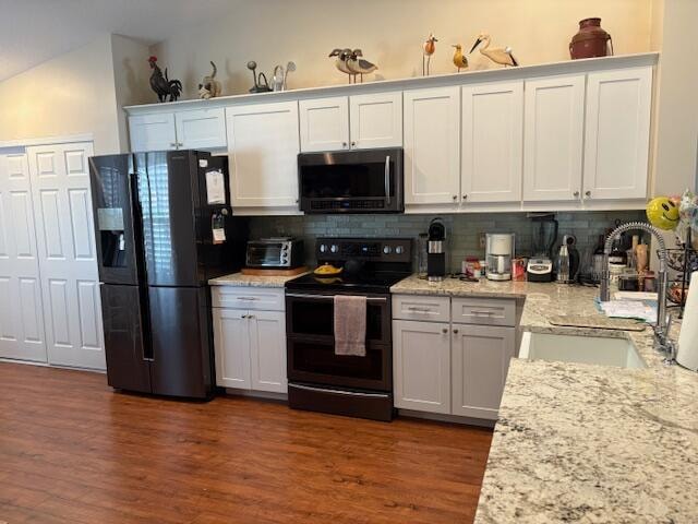 Building Photo - 5582 Royal Lake Cir