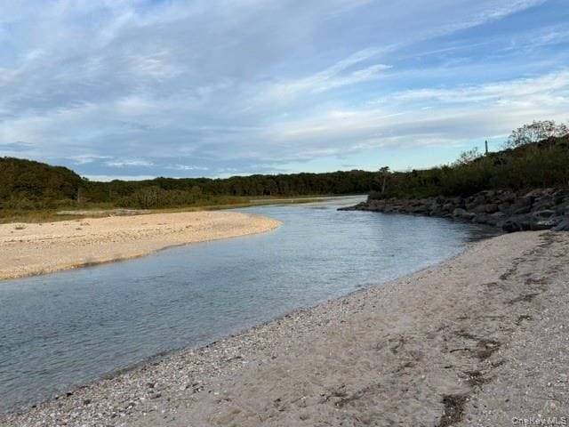 Building Photo - 25 Miami Ave