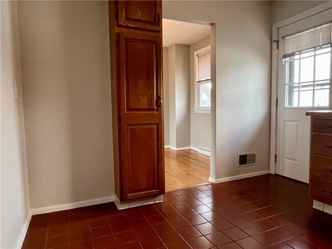 Building Photo - 35 Namquid Dr