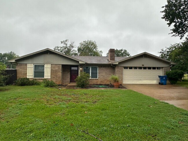 Primary Photo - Coming Soon! 3 Bedroom 2 Bath in Whitehous...