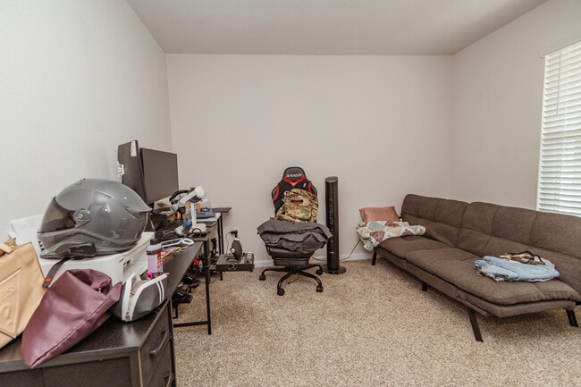 Building Photo - 3032 Heritage Plantation Blvd