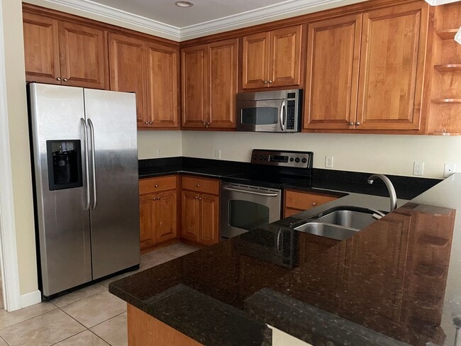 Building Photo - Great 3 Bedroom home - Coming from March 20th