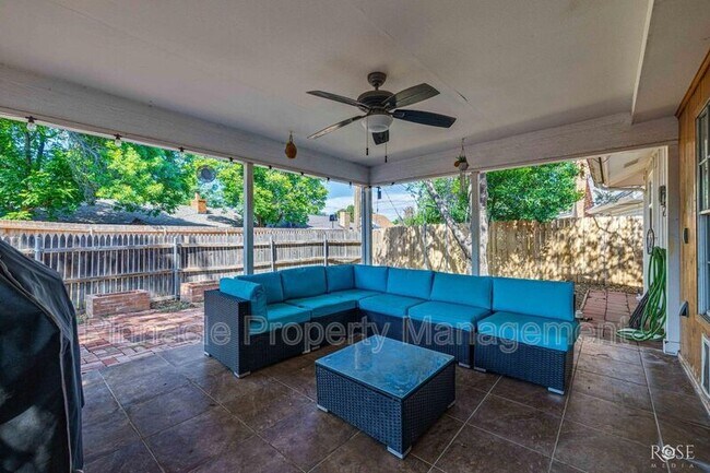 Building Photo - 3108 Oak Forest Dr