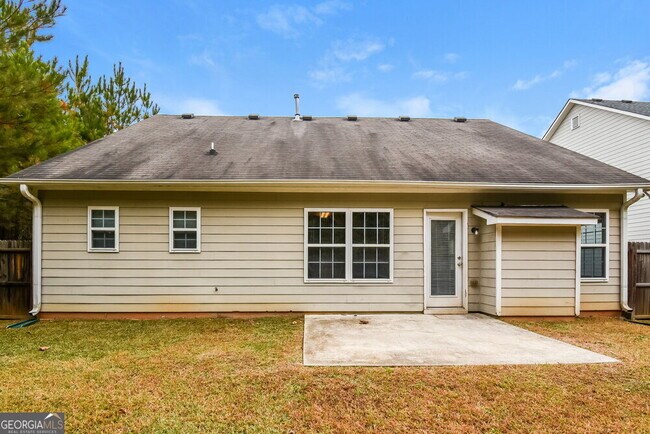 Building Photo - 62 Beaver Pointe