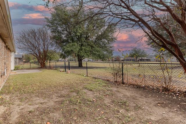 Building Photo - 5712 Lafayette Dr