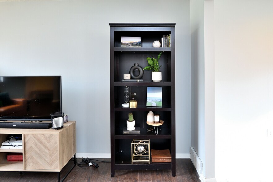 Building Photo - 1823 Koran Ave NW