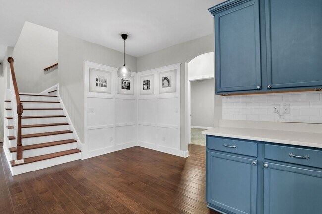 Building Photo - Spacious 4BR/3BA Pooler Home – Lagoon Views, Prime Location