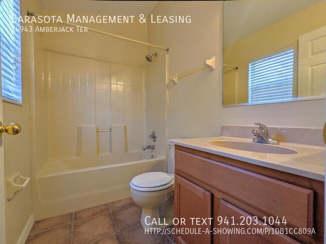 Building Photo - 14943 Amberjack Terrace