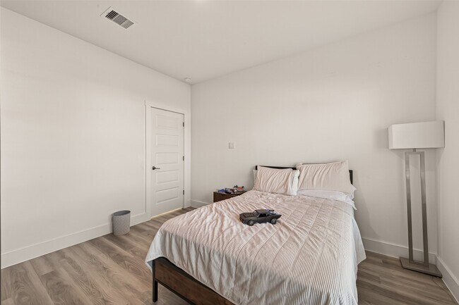 Building Photo - 3415 Dursley Landing Ct