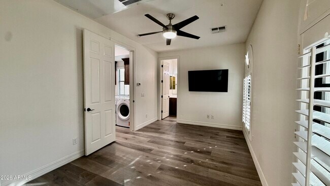 Building Photo - 1777 W Ocotillo Rd