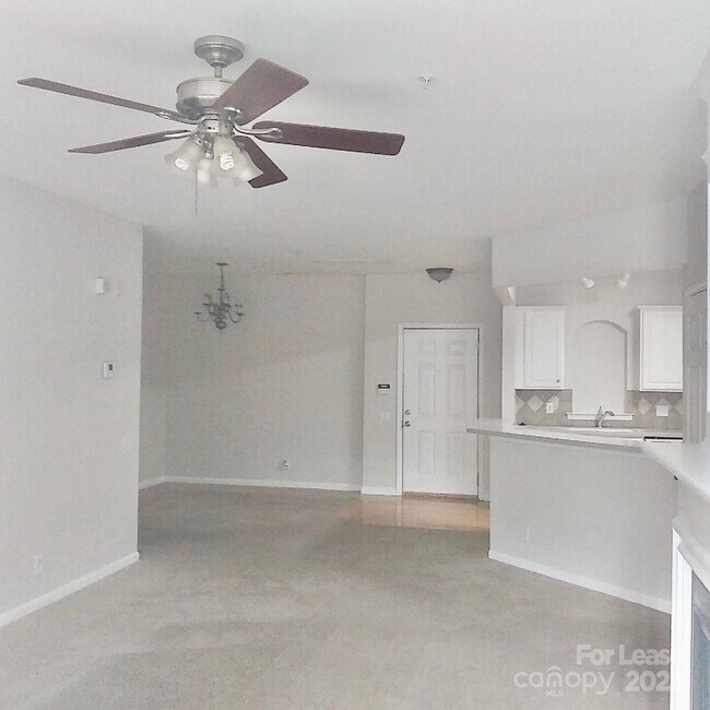 Building Photo - 3232 Margellina Drive