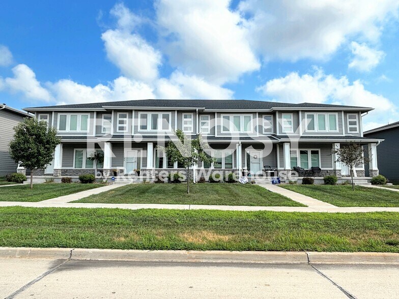 Building Photo - 16643 Wilden Dr