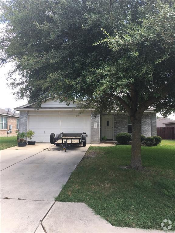 Building Photo - 113 San Jacinto Dr