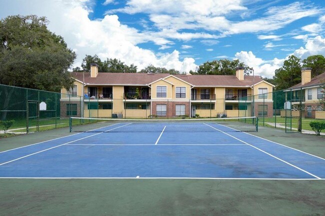 Building Photo - 8605 Mallard Reserve Dr