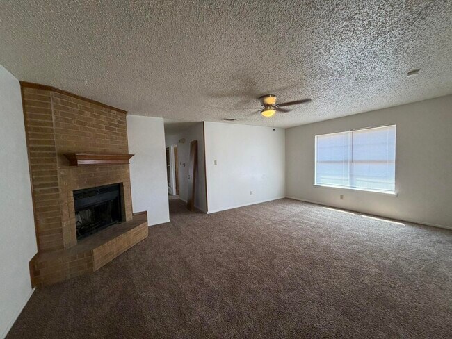 Building Photo - 7501 Avenue W