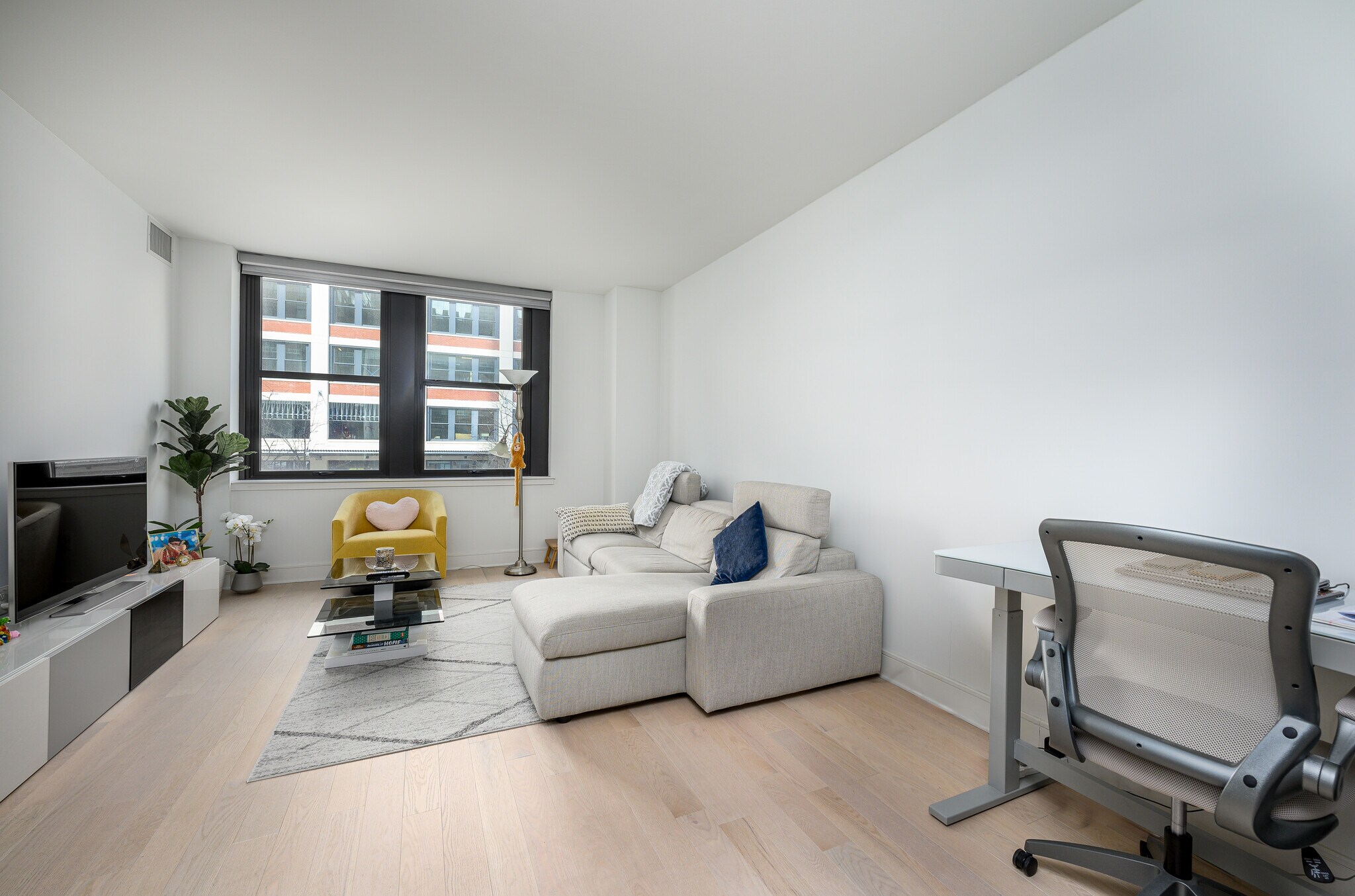 Building Photo - 10 PROVOST St