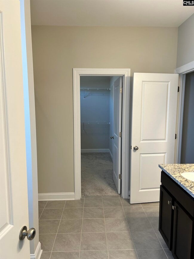 Building Photo - 905 Layton Way