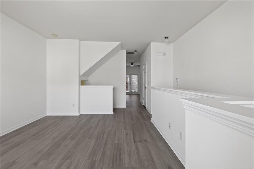 Building Photo - 1805 Liberty Pkwy NW