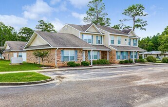 Building Photo - Three Rivers Landing