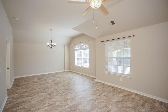 Building Photo - 20718 Sapphire Lake Rd