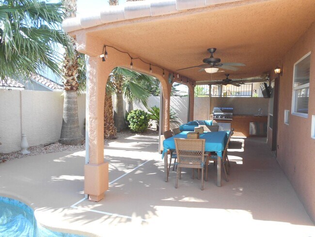 Building Photo - Stunning One-Story Home in Las Vegas!