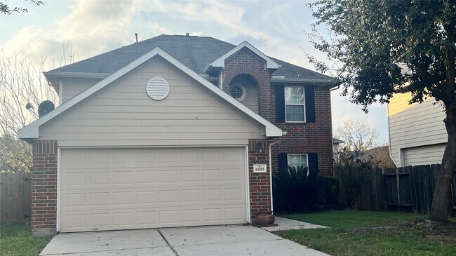 Building Photo - 11015 Shumard Oak Ct