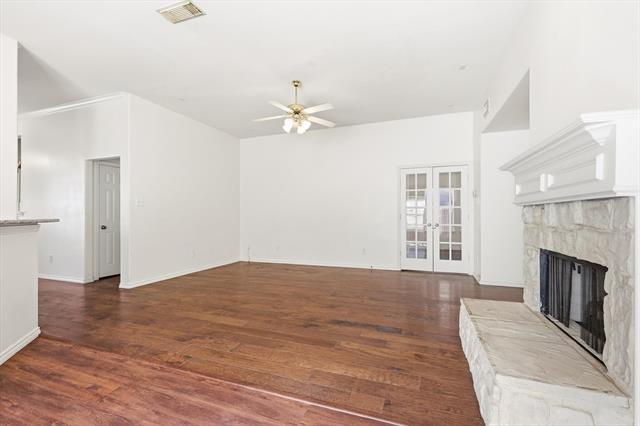 Building Photo - 6208 Eagle Creek Dr