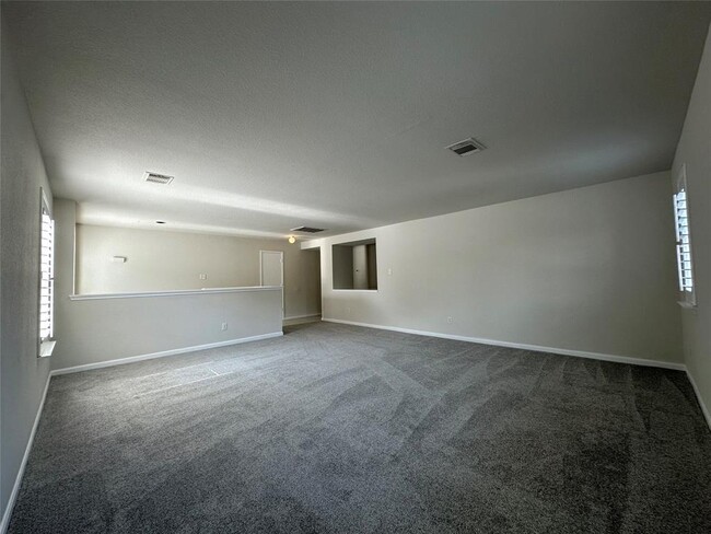 Building Photo - 318 Remington Heights Dr