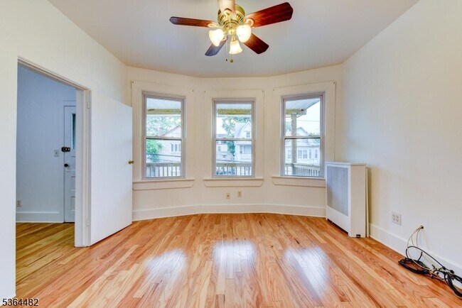 Building Photo - 24 Eckert Ave